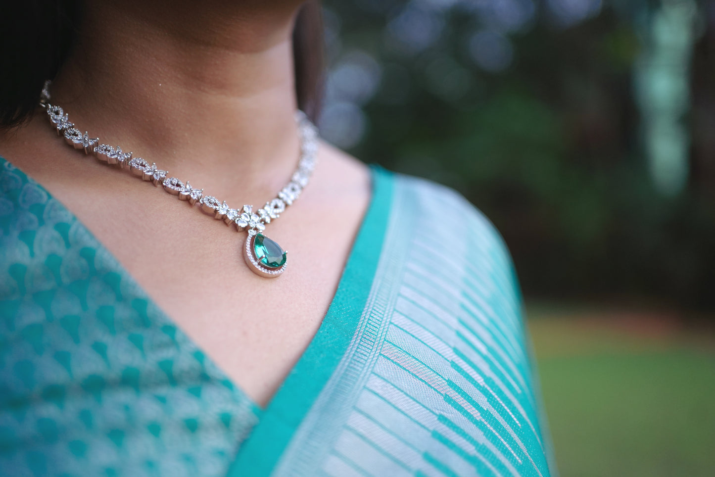 Teal Green Soft Tissue Saree zoomed pic