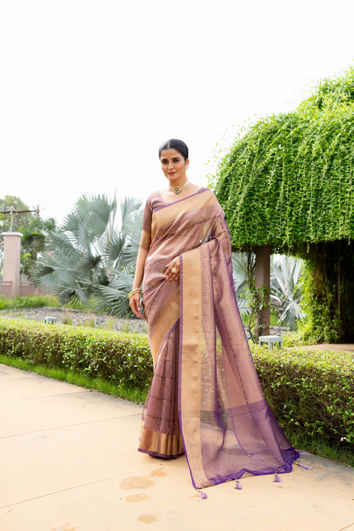 Soft Organza Saree with Banarasi Blouse in Purple and Gold side