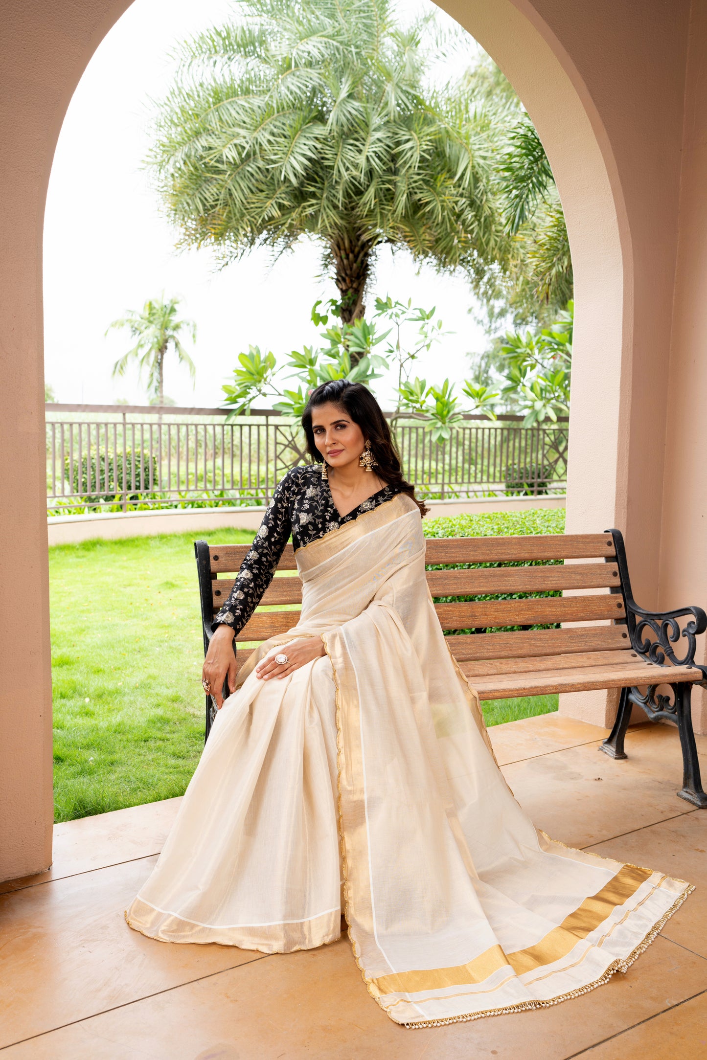 Tissue Silk Saree with Banaras Blouse side